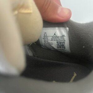 Jordan Men's Black and Grey Trainers